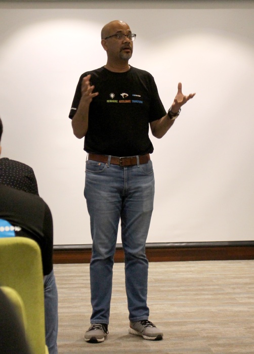 Life at Ashnik 1 people-vision